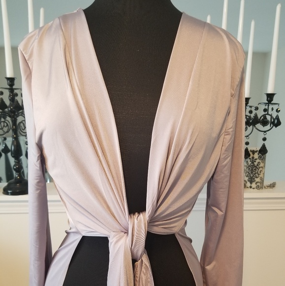 Tops - New Beautiful Lilac High Low Top V Neck
